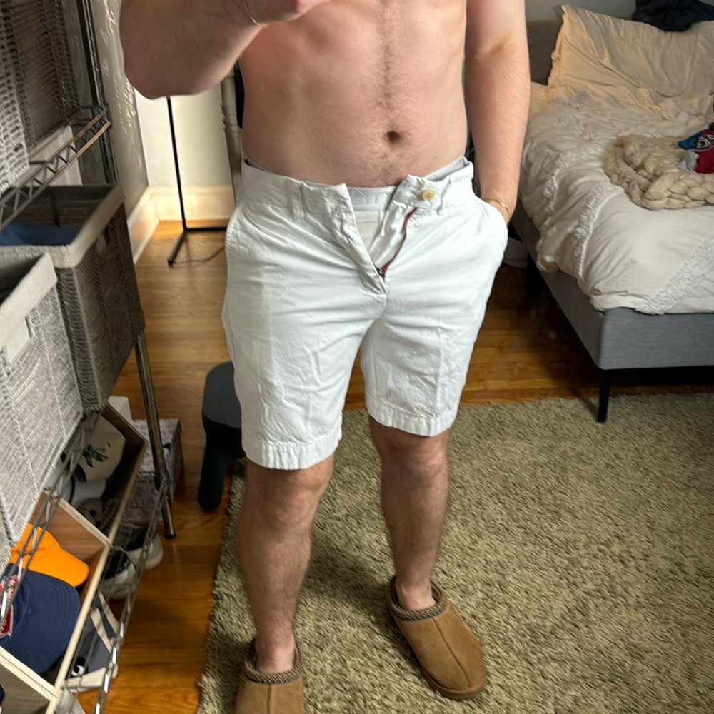 WHITE TOMMY HILFIGER SHORTS